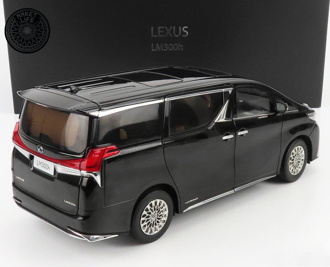  Lexus LM300h