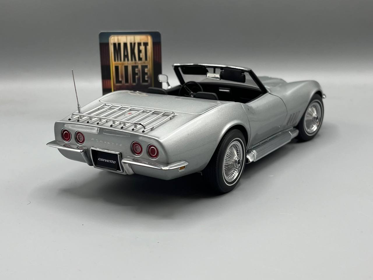  Chevrolet Corvette 