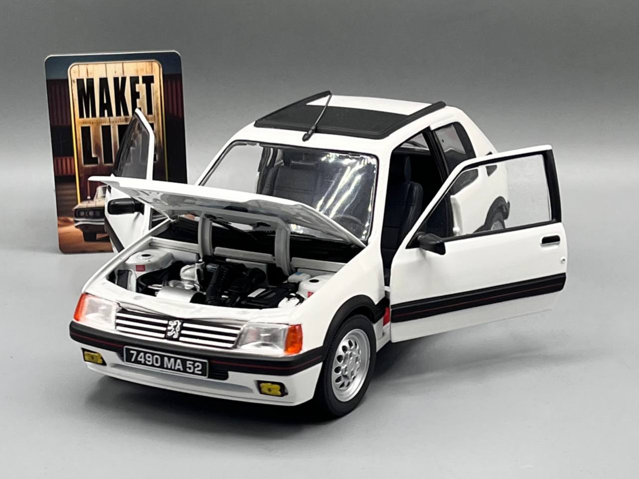  Peugeot 205
