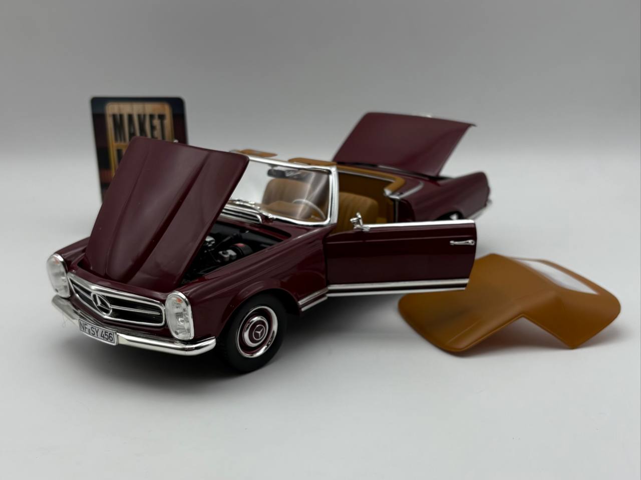  Mercedes Benz 230SL (Pagoda)