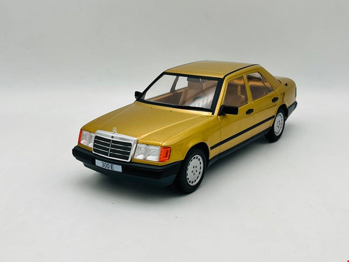 Mercedes Benz 300E