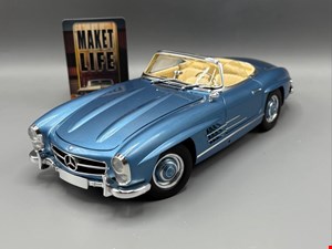 Mercedes Benz 300sl roadster