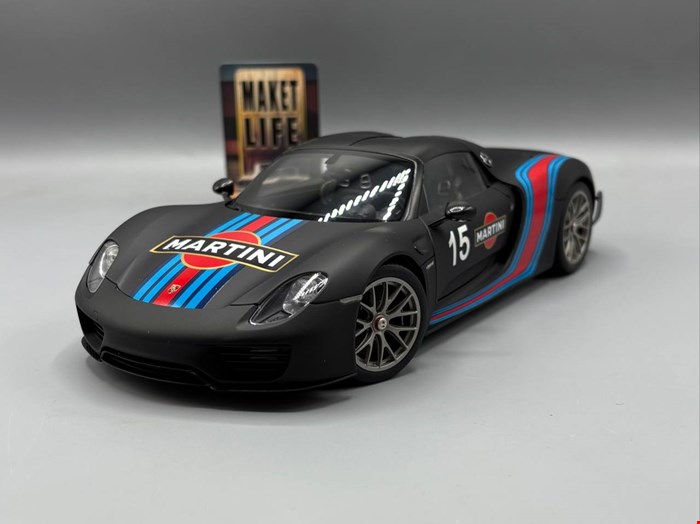 Porsche 918 Spyder Martini