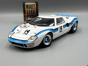 Ford GT