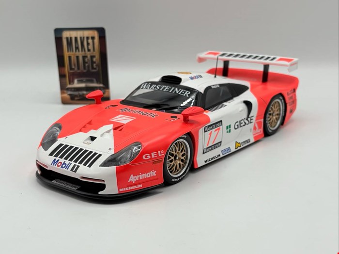 Porsche 911 GT1
