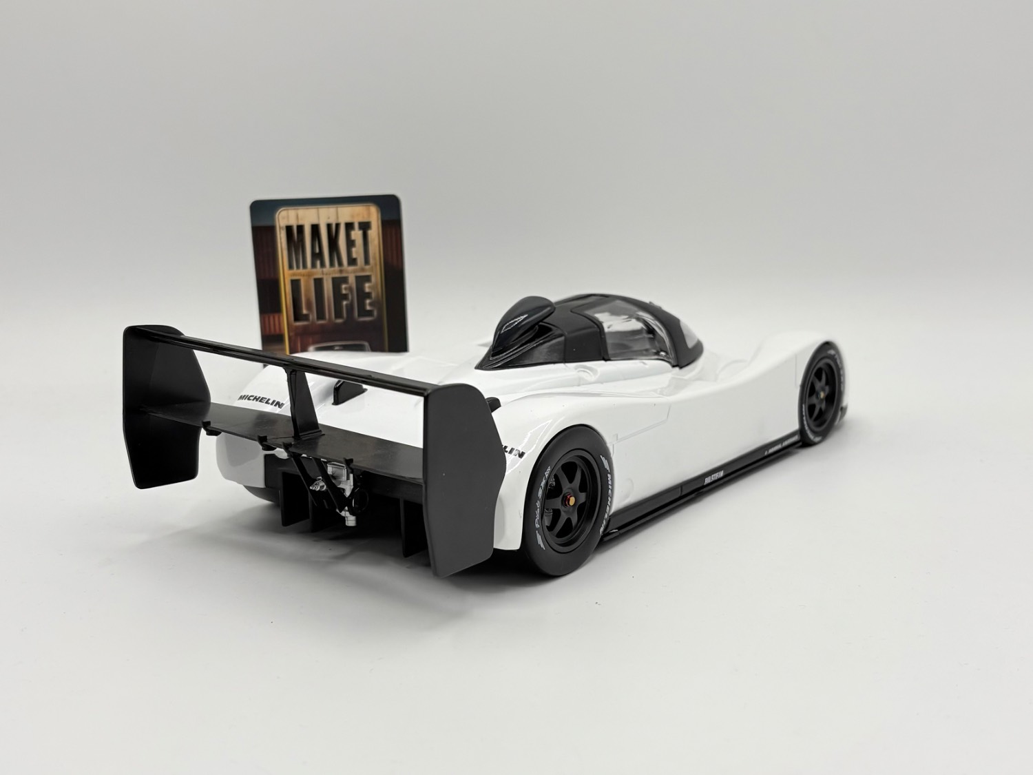  Peugeot 905