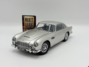 Aston martin DB5
