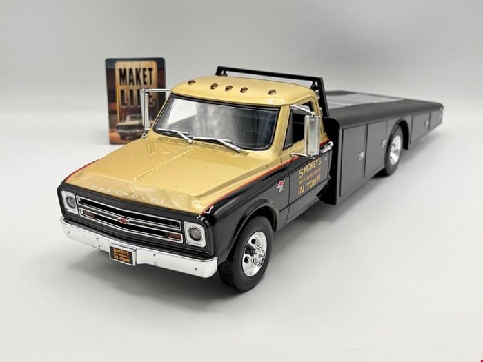 Chevrolet C30 Ramp Truck